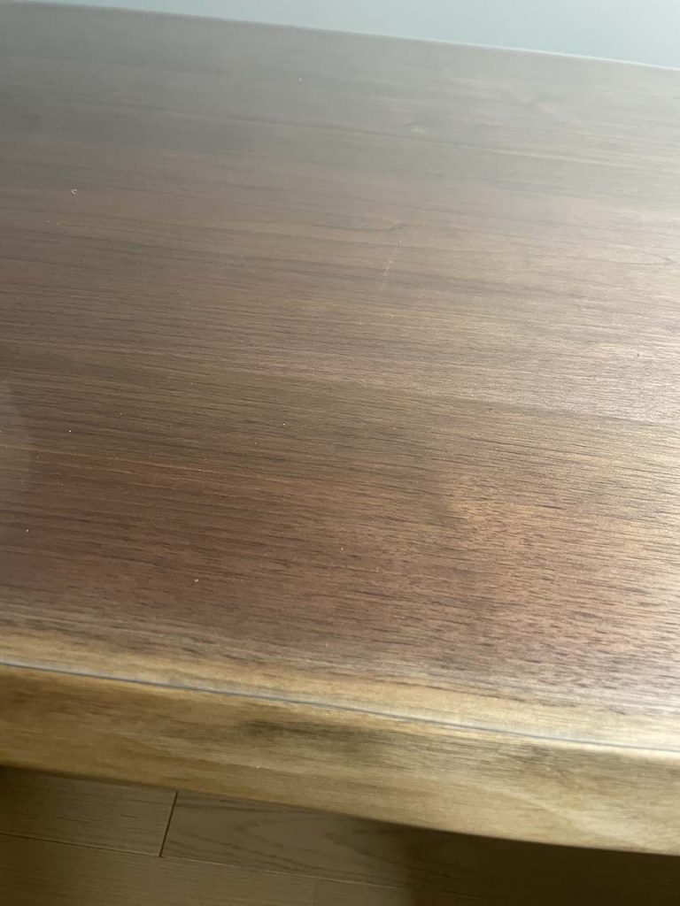 テーブルマット匠とオイル仕上げの無垢ダイニングテーブル