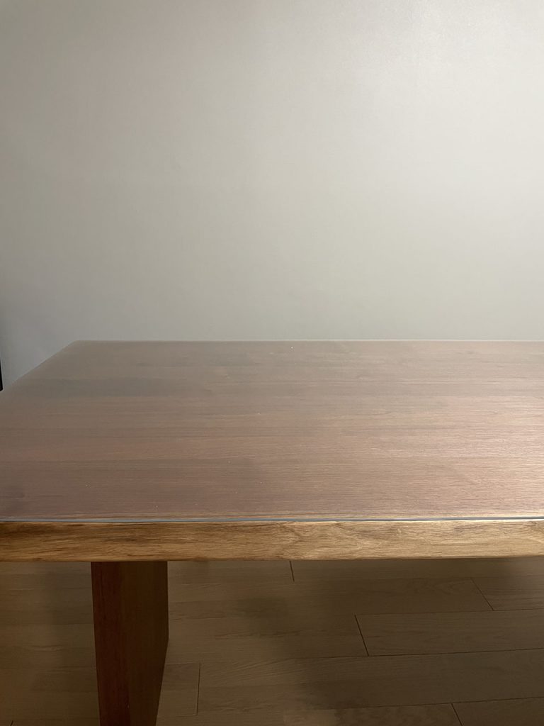 テーブルマット匠とオイル仕上げの無垢ダイニングテーブル